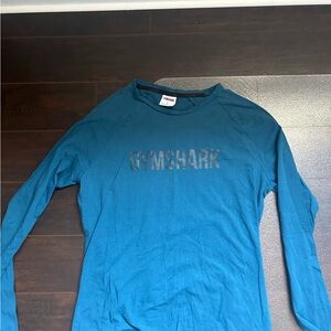 Gym shark long sleeve